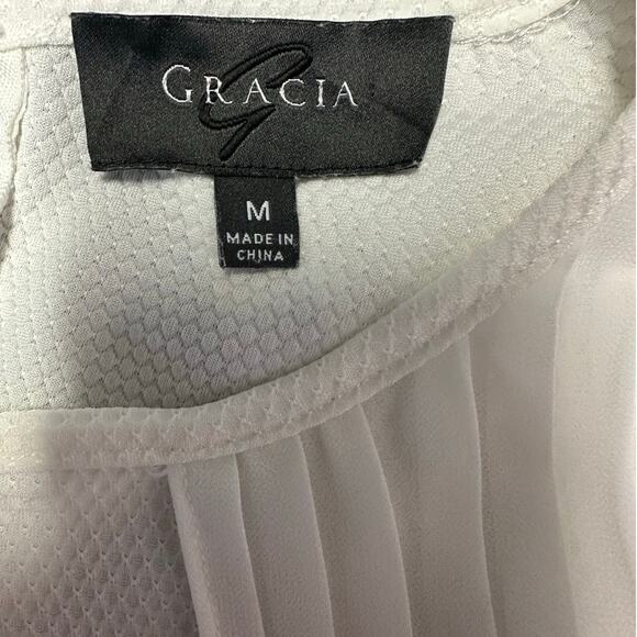 Gracia White Crew Neck Sleeveless Pleated Cape Blouse Size M - Picture 4 of 8